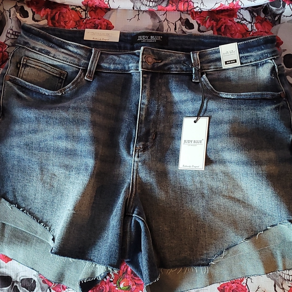 Judy blue jean shorts size 2xl
